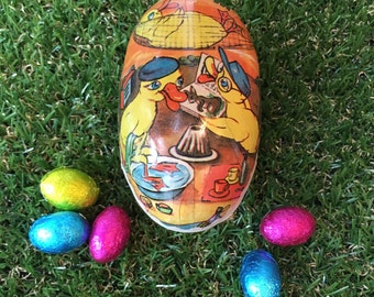 Papier mache egg. Vintage Easter. Vintage Easter Egg. German Easter Egg. Collectable. Easter gift. 1950's egg. Vintage Moon London