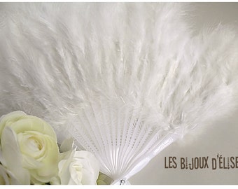 Sale - Old White Feather Fan Bridal Wedding Accesory Costume Fan Gothic Fan Vintage Look (FAN001)