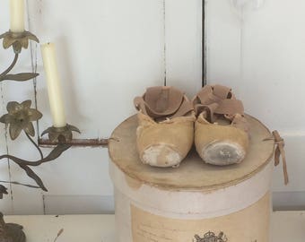 Vintage ballet shoes GORGEOUS shabby pointe ballet shoes antique brocante pointe ballet shoes French living JDL