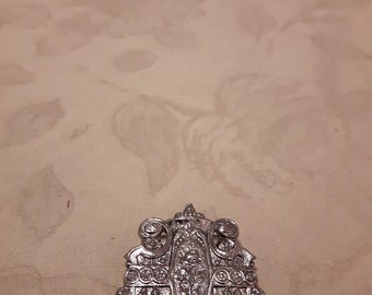 Vintage Silver Tone Metal Etched Flowers Scarf/Sweater Clip/Brooch - Birthday/Wedding/Bridal/Anniversary - 1950s