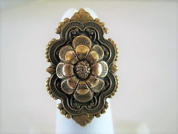 Antique Brass Ring, Size 5, Brass FlowerTop, Early Brass Expandable, Art Deco Style