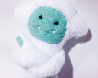 yeti stuffie