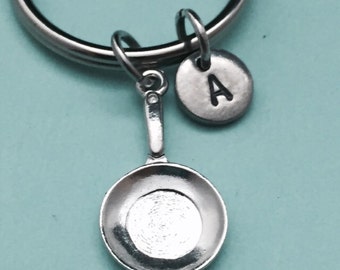 Frying pan keychain, frying pan charm, pan keychain, personalized keychain, initial keychain, initial charm, customized, monogram