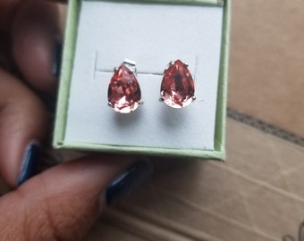 10×7mm small pear earrings