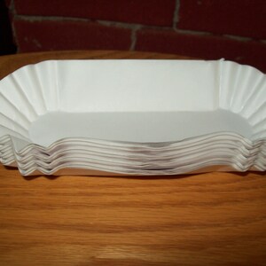 Retro White Paper Hot Dogs Tray Holders Picnic Cookout Birthdays Set of 50