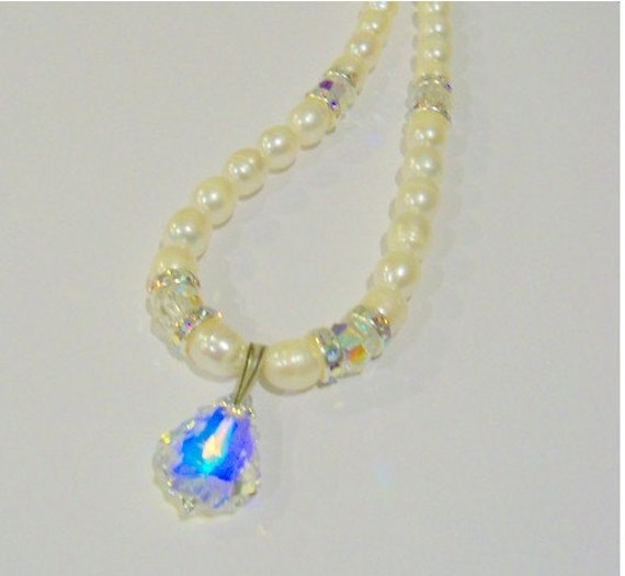 Save 15% - Freshwater Pearl and crystal Bridal necklace