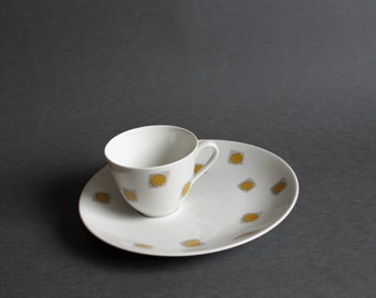 Rare Vintage Porcelain TV Cup with Saucer - Rörstrand - Serien KULOR - design by Marianne Westman - 1955's - Modern Design Home