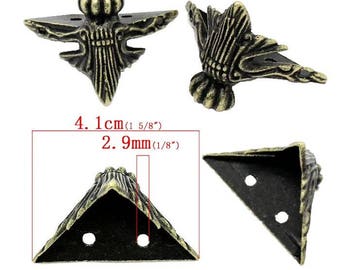 Pied ton bronze modèle D forme Baroque 4,1 cm finition boite, coffret. Lot 4 Pièces.
