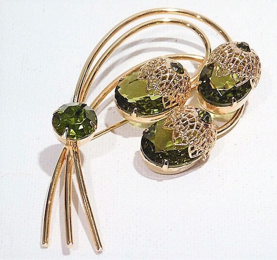 Rhinestone Brooch / Mid Century / Juliana / DeLizza Elster for Sarah Coventry / Touch of Elegance