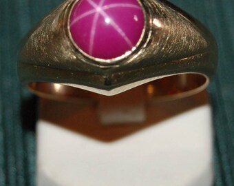 14K YG Ruby Star Sapphire Mens' Ring Sz 13