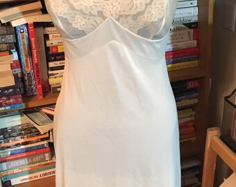 Vintage 70's Vanity Fair Full Slip