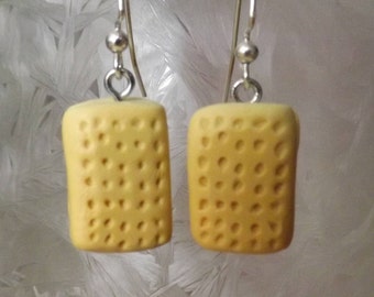 Ice Cream Sandwich Earrings. New!