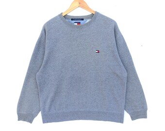 30% Off!! Vintage 90's Tommy Hilfiger Sweatshirt Size L