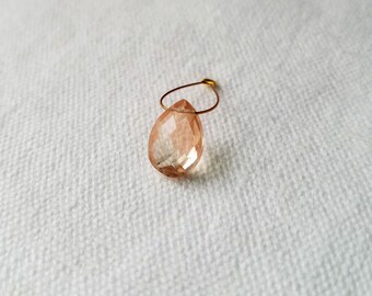 Gorgeous Peach Schiller rare AAA Oregon Sunstone faceted briolette bead 11mm x 7.5mm