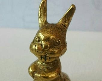 Easter Bunny/ March Hare /Vintage Rabbit / Hare /Bunny figurine sculpture paperweight Easter bunny solid brass UK