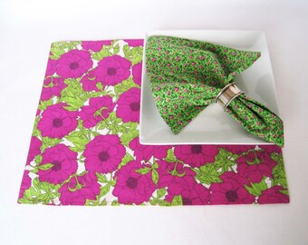 Reversible Placemats - Fuchsia Cloth Placemats - Cotton Pink Place Mats - Table Linens - Eco Friendly - House GIft