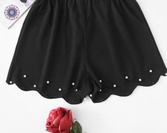 Scallop Hem Pearl Beaded Shorts
