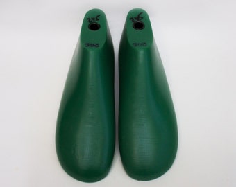 Women's shoe lasts for felting model 11104
