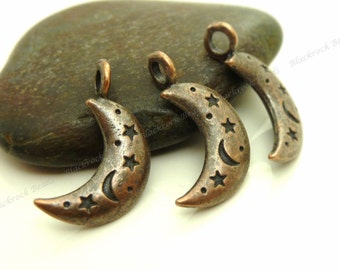 Bulk 30 Moon Charms (3D and Double Sided) 19x12mm Antique Copper Tone Metal - Pendants - BC27