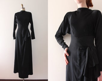 vintage 1930s dress // 30s 40s black batwing sleeve dress