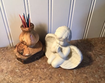 Natural wood toothpick holder