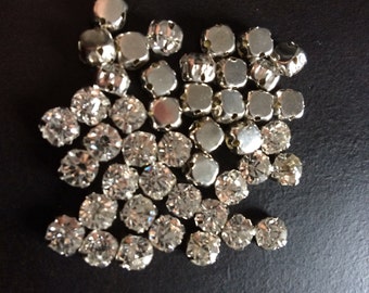 Beautiful 5mm 160 pieces Swarovski round crystal sew on clear stones beads