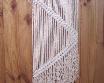 Macrame wall hanging Simple macrame Wall art Wall decor Tapestry hanging Modern macrame Weaving Woven wall hanging Boho Textile wall hanging
