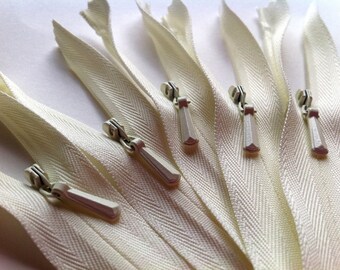 INVISIBLE Zippers 36 Inch YKK Color 502 Ivory- 10 Pieces