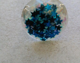 This ring unique molded resin