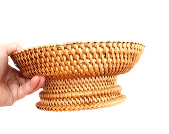 Vintage Boho Basket / Vintage Coil Tray/Vintage Coil Pedestal Basket /Boho Decor/Boho Bowl/Vintage Wicker Pedestal Bowl/Vintage Coil Basket