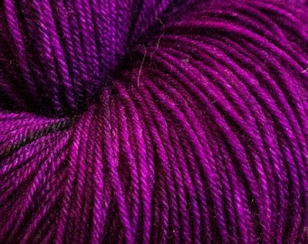 Victoria Angus SW Merino/Nylon Approx 100grams