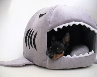 Small Dog Shark Bed, Cat Bed, Dog nest bed, Chihuahua Yorkie Novelty dog bed
