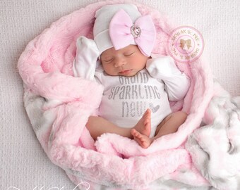 Newborn Girl Take Home Outfit, Baby Girl outfit, Baby Shower, New Baby Gift, newborn girl outfit, baby take home, infant take home