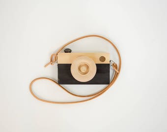 Toy Camera || Black || Leather Camera Strap || Pine