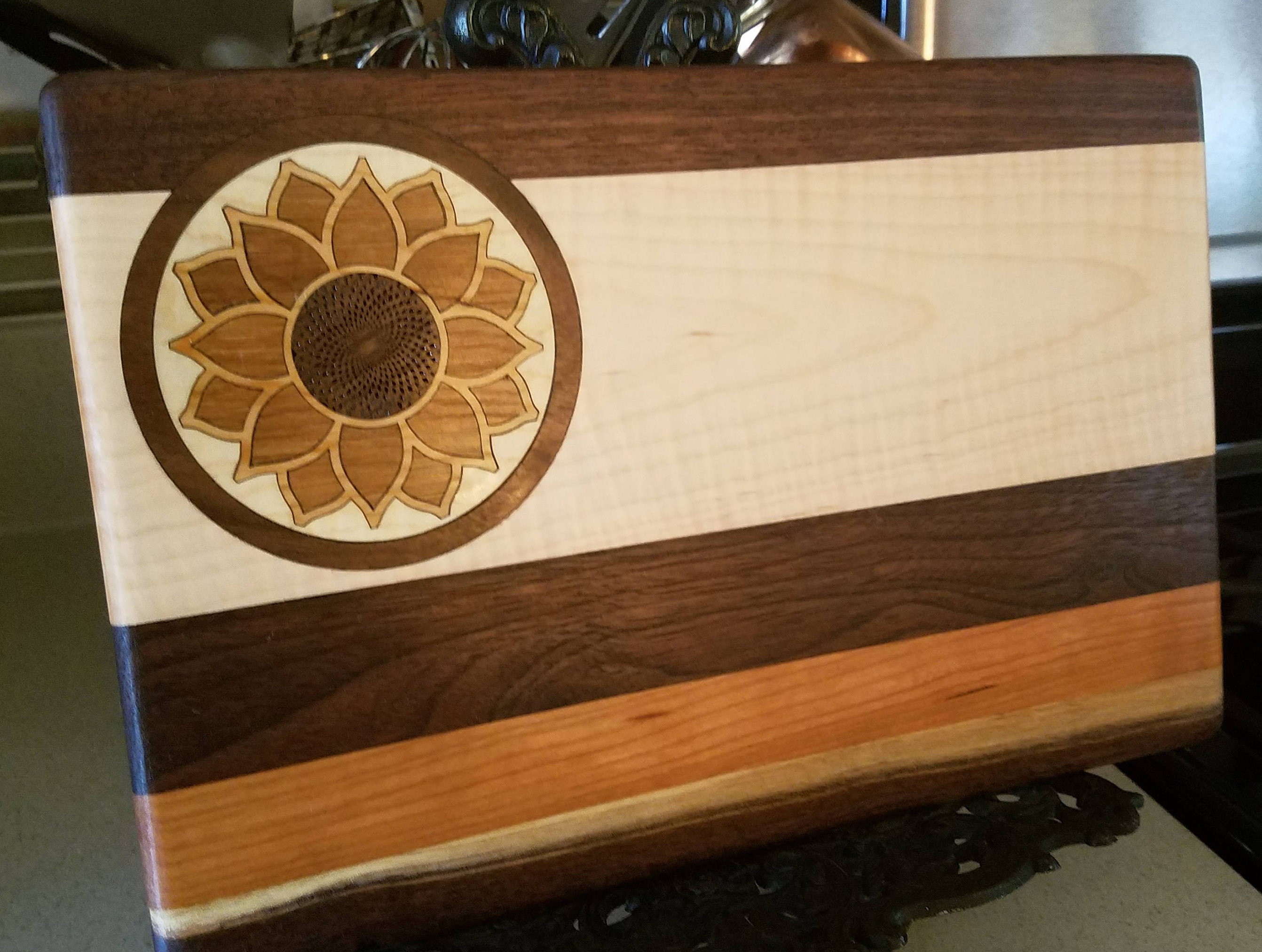 Wood Inlay Cutting Board