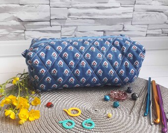 Knitting project box bag Zipper box pouch Crochet keeper Padded sock project box Travel knitting supplies case Cosmetic bag Yarn storage