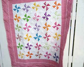 Modern Colorful Pinwheel Quilt / Baby Quilt / Lap Quilt / Contemporary Quilt /Baby Girl Quilt / Baby Gift Ideas / Quilts / Toddler Quilt