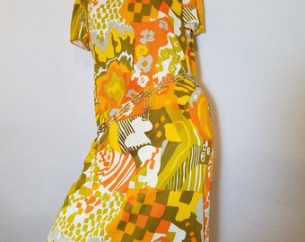 FREE SHIPPING 1960 Psychedelic Abstract Dress