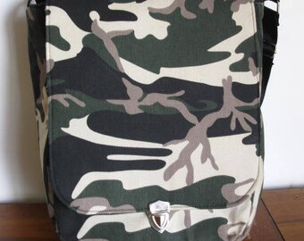 Unisex Messenger bag in cotton camouflage