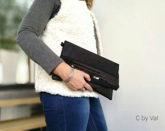 Shoulder bag - Chic - leather/synthetic suede/sequin - Black - 29 x 18 x 3 cm