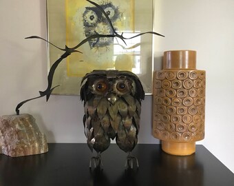Vintage Mid Century Modern Metal Owl Sculpture