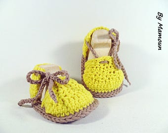 Chaussons sandales espadrilles bébé (0-3 mois) crochetés main en coton 100 % jaunes