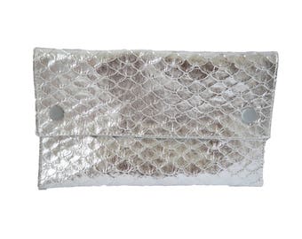 Wrap silver scales