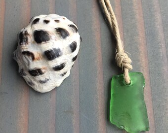 Surfer green seaglass necklace