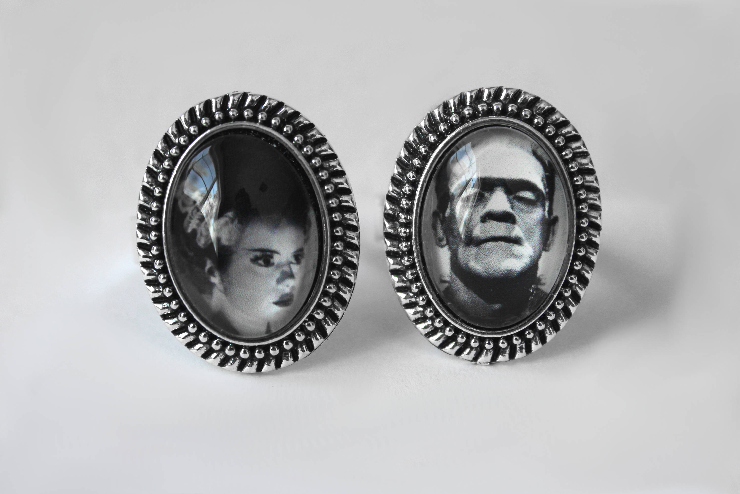 Pair of Frankenstein And His Bride Pair Small Rings.