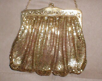 Vintage Whiting & Davis Gold Metal Mesh Evening Purse