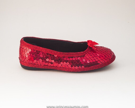 Little girl dress shoes red
