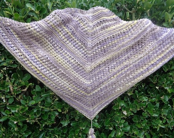 HAND-KNITTED SHAWL