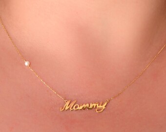 Mommy Necklace-Gold Mommy Pendant with pearl-Gold Chain Mommy Pendant-Mommy Script Word-Baby Shower Gift-Mothers Gift-New Mommy Gift