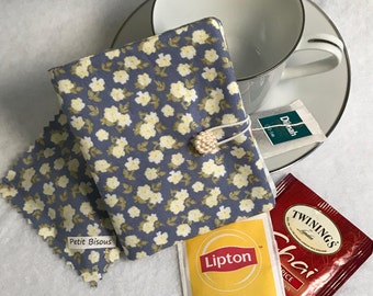 Floral Lecien fabric tea wallet